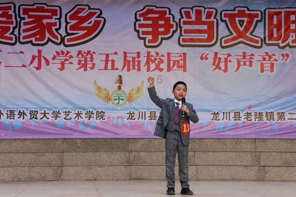 藕田开直播 贵港“大碌藕”行销全国
